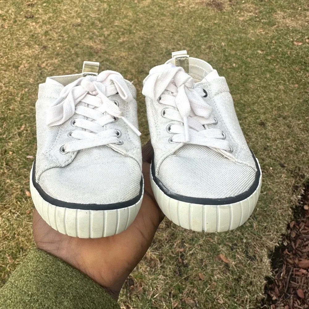 Kenneth Cole Reaction preowned fairly
